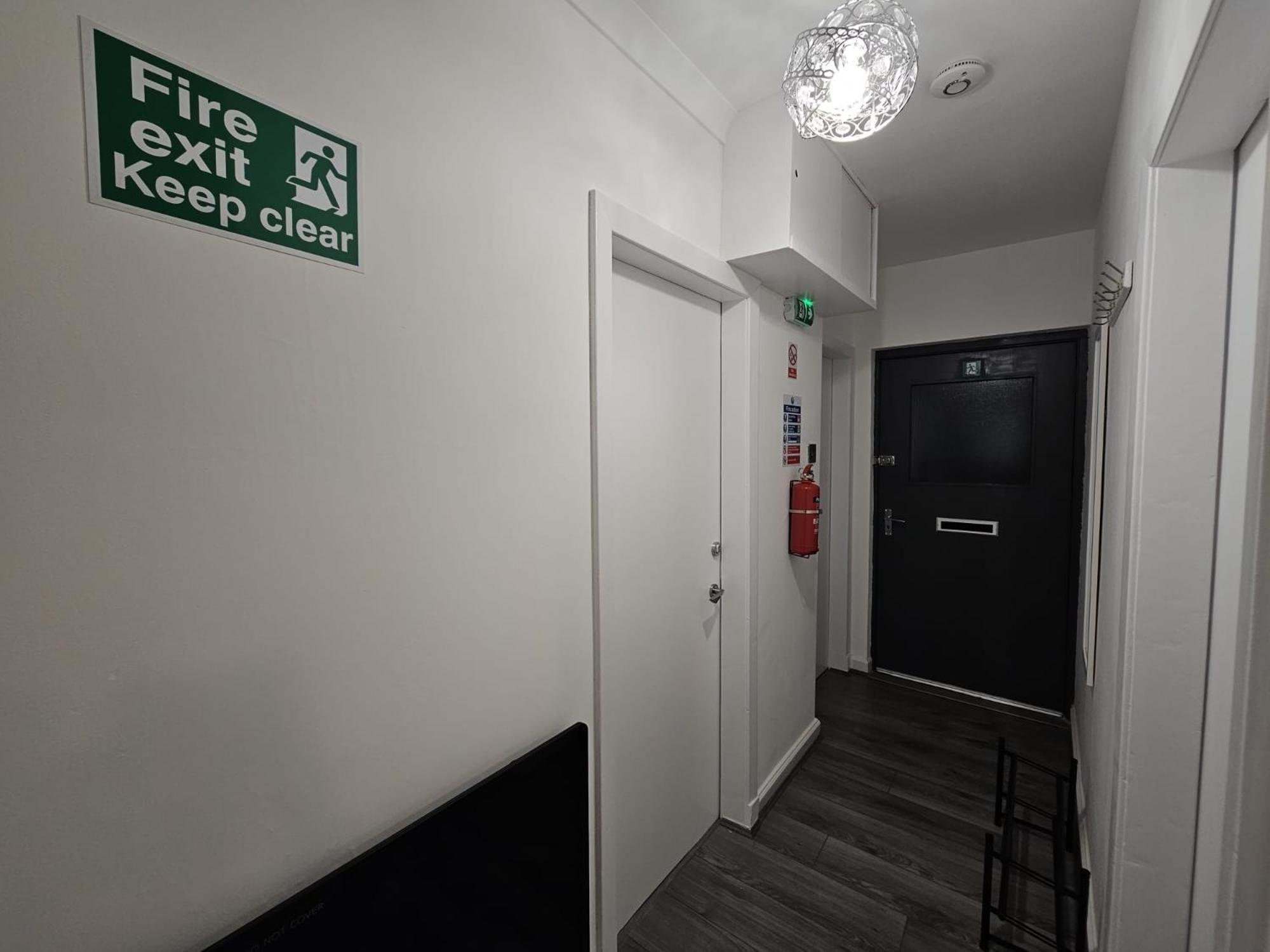 Regina Apartment In フォート・ウィリアム エクステリア 写真