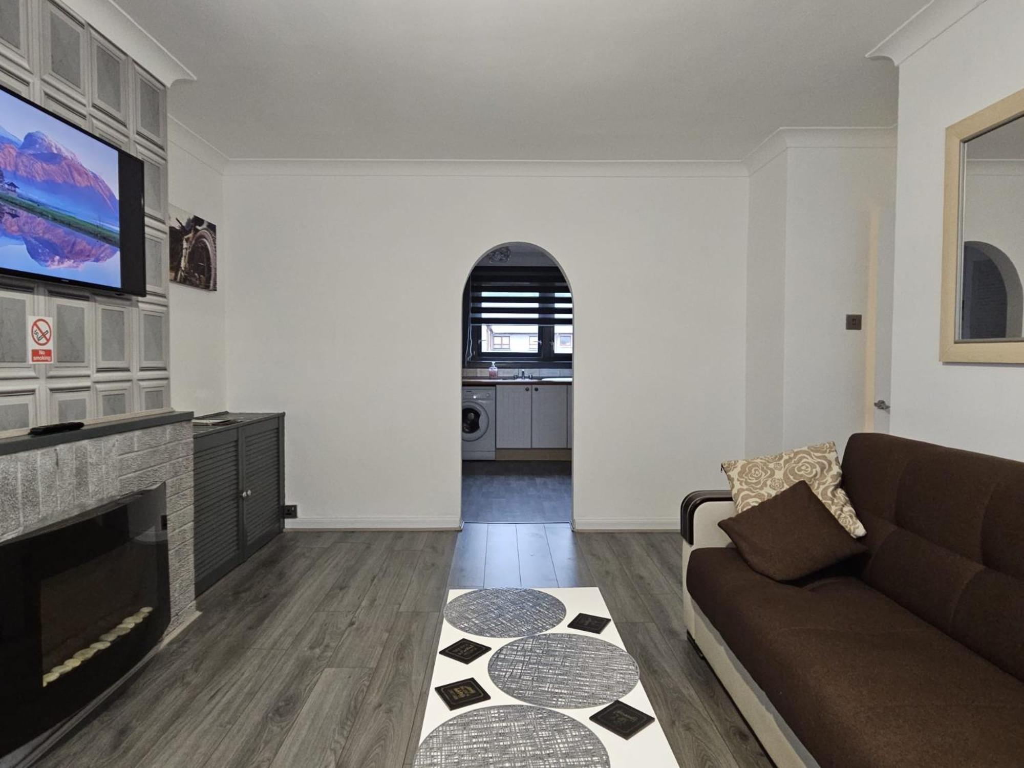 Regina Apartment In フォート・ウィリアム エクステリア 写真
