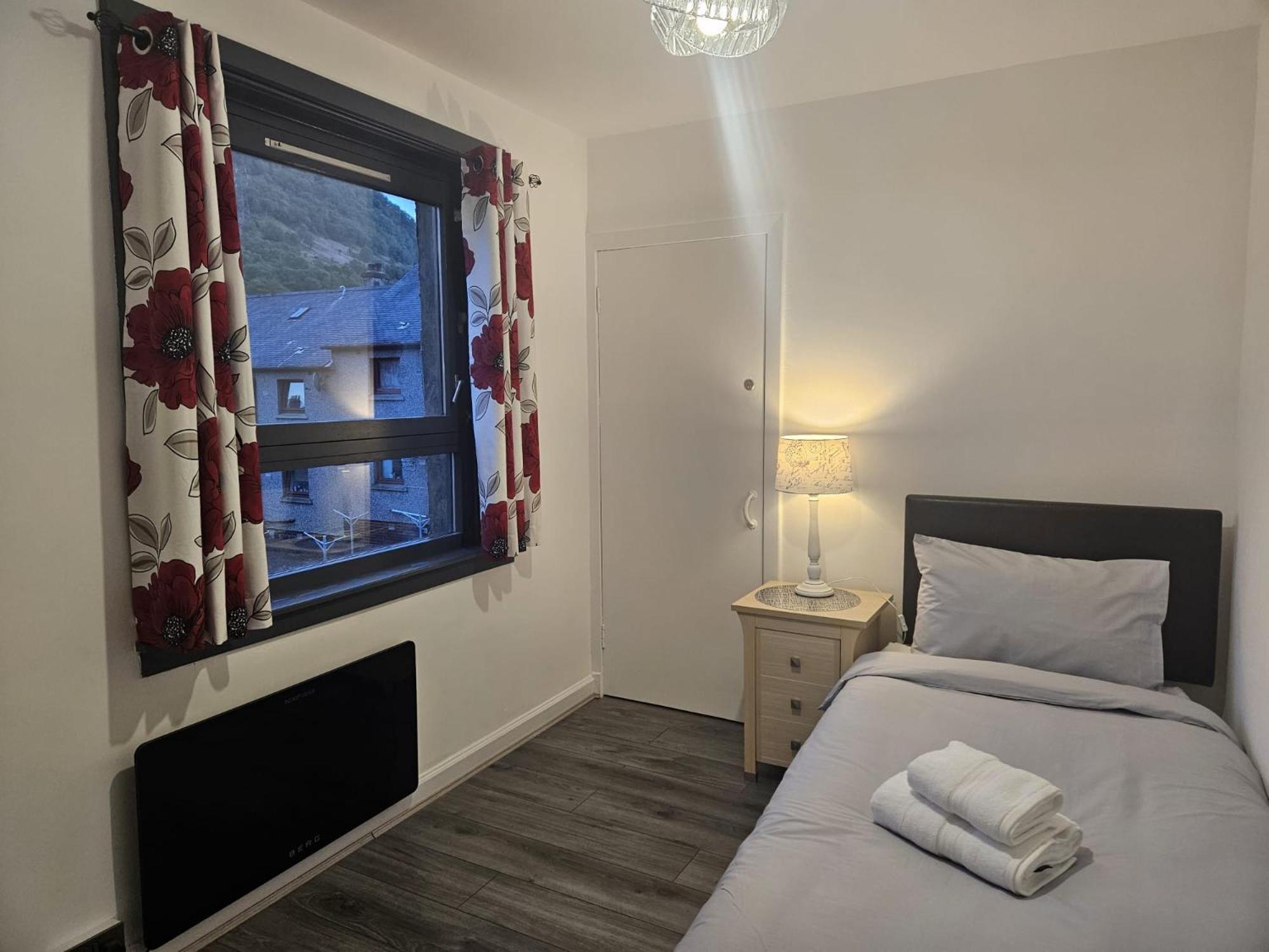 Regina Apartment In フォート・ウィリアム エクステリア 写真